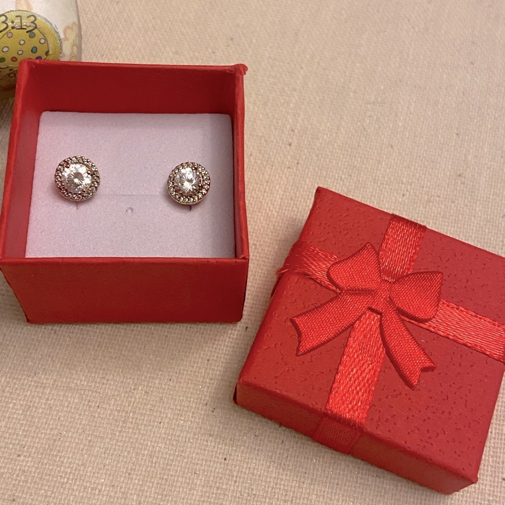 Pandora rose gold round sparkle halo stud earrings